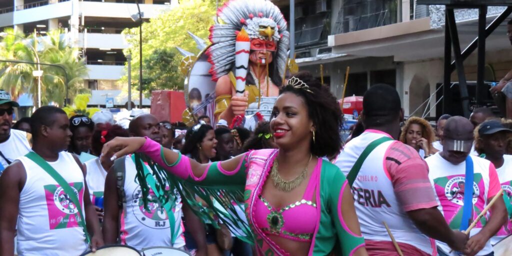 Cacique de Ramos faz 63 anos e fortalece história no carnaval do Rio