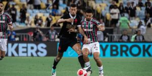 Fluminense e Vasco ficam no 0 a 0 em jogo com arbitragem confusa