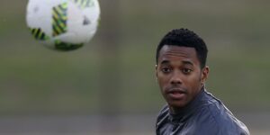 STJ decidirá em março se Robinho cumprirá pena por estupro no Brasil