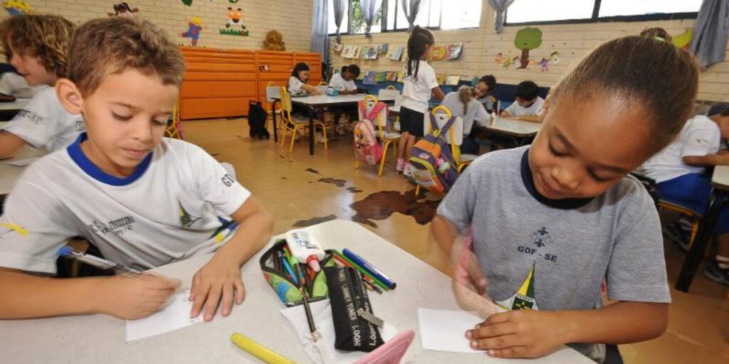 Entenda as responsabilidades dos municípios na educação pública