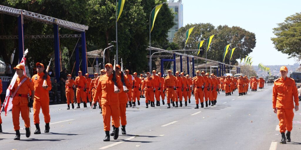 Esplanada pronta para a festa do 7 de Setembro em Brasília