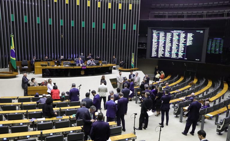 Câmara analisa urgência para fim da desoneração da folha de pagamentos; acompanhe – Notícias