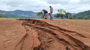 Lula veta projeto que prorrogava financiamento rural para atingidos por eventos climáticos – Notícias