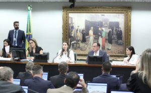 CCJ conclui discussão de proposta que limita decisão monocrática no STF; acordo adia votação – Notícias