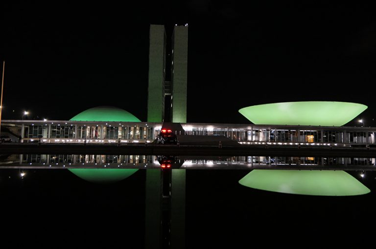 Congresso recebe iluminação especial pelo Dia Nacional do Cerrado – Notícias