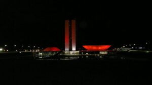 Iluminação vermelha no Congresso celebra o Dia Mundial do Doador de Medula Óssea – Notícias