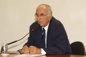 Morre o ex-deputado Roberto Saturnino Braga – Notícias