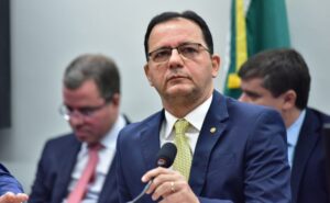 Comissão aprova prioridade da universalização de energia em municípios rurais com centrais de geração – Notícias