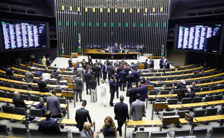 Câmara aprova MP que abre crédito de R$ 1,2 bi para órgãos públicos em razão das enchentes no RS; acompanhe – Notícias