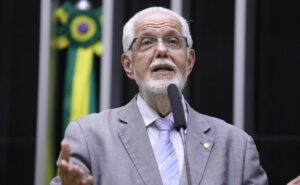 Comissão de Saúde aprova projeto que facilita processos de reconhecimento de paternidade – Notícias