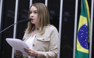 Câmara aprova diretrizes para combate à violência contra mulher em ambiente universitário – Notícias