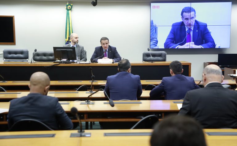 Subsídios representam o principal vilão do preço da conta de luz, afirmam debatedores – Notícias