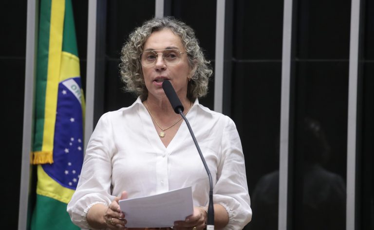 Comissão aprova projeto que cria política nacional de enfrentamento ao vírus HPV – Notícias