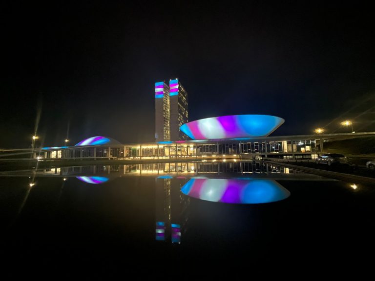 Congresso ganha projeção das cores da bandeira trans nesta quarta-feira – Notícias