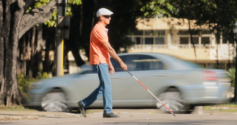 Projeto amplia prazo para o governo reavaliar concessão de benefício para pessoa com deficiência permanente – Notícias