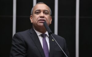 Comissão aprova direito a documentos civis essenciais em braile – Notícias