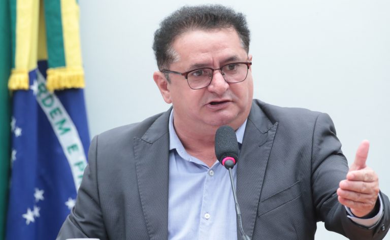 Comissão aprova selo para instituições que promovam monitoria com alunos da rede pública – Notícias