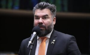 Projeto suspende norma que acabou com benefício tributário para inversor fotovoltaico – Notícias