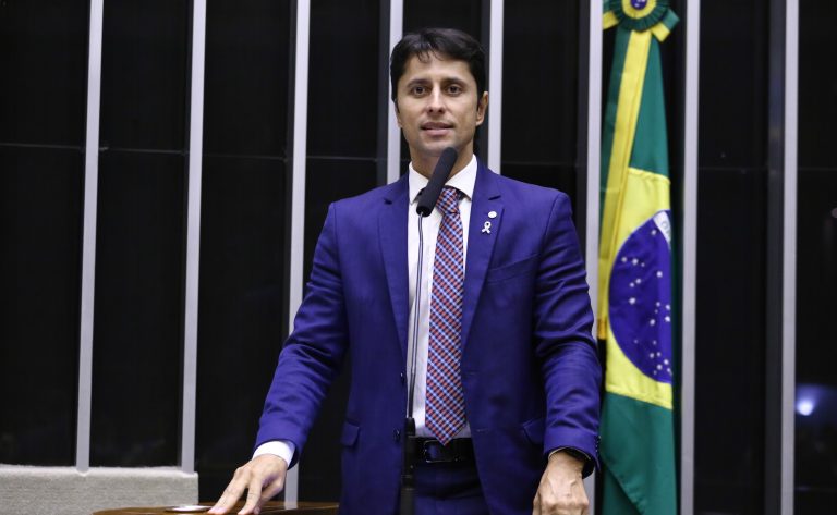 Comissão aprova proposta que detalha papel do cuidador de pessoa com deficiência – Notícias