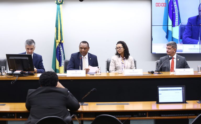 Especialistas apontam falta de políticas de saúde mental para idosos – Notícias