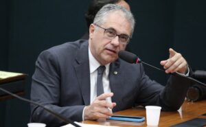Congresso instala comissão para analisar MP que concedeu aumento aos militares – Notícias