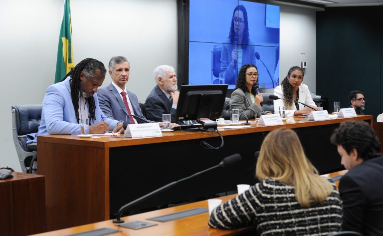 Integração de políticas públicas é essencial para promoção do envelhecimento saudável, dizem especialistas – Notícias