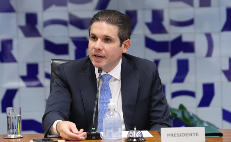 Motta defende alternativas de arrecadação para aprovar a isenção do Imposto de Renda – Notícias