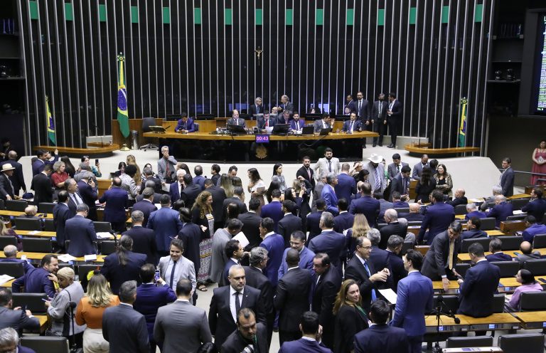 Plenário pode votar proposta de alteração no número de deputados federais – Notícias