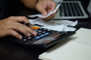 Comissão debate contribuição previdenciária sobre aposentadoria de servidor que recebe abaixo do teto do INSS – Notícias