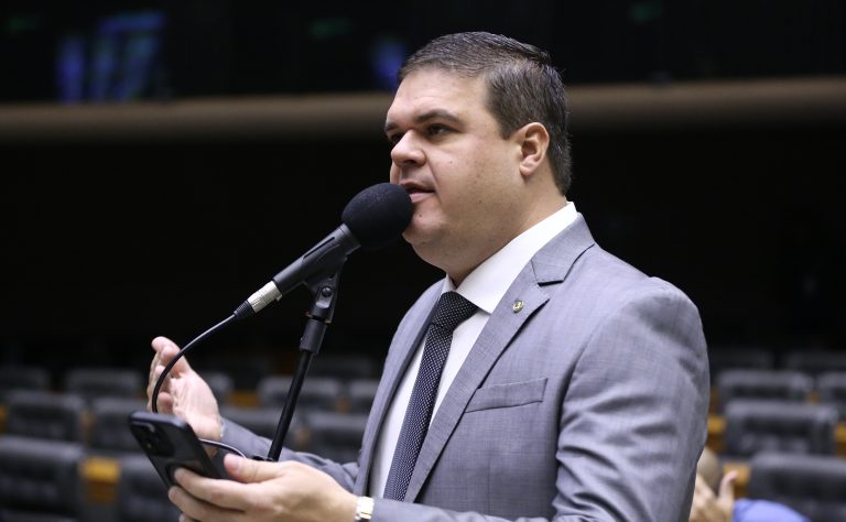 Comissão aprova projeto que obriga escolas a prestar atendimento a alunos com doenças crônicas – Notícias