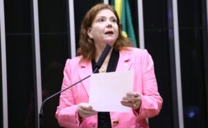 Projeto cria política nacional de combate à sífilis congênita – Notícias