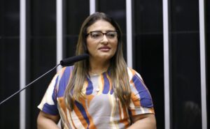 Projeto aumenta pena para crime de estelionato cometido contra maior de 60 anos – Notícias