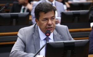 Projeto isenta ensino superior municipal de contribuição para fundo do Fies – Notícias