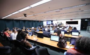 Comissão sobre prevenção a desastres naturais debate recuperação de município atingido por enchente no ES – Notícias