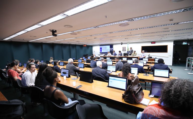 Comissão sobre prevenção a desastres naturais debate recuperação de município atingido por enchente no ES – Notícias