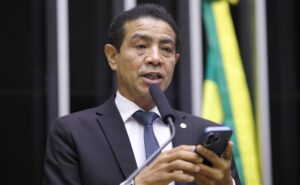 Projeto impõe novas penas para a prática de publicidade enganosa ou abusiva – Notícias