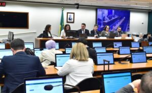 Alcançar metas do Plano Nacional de Educação exige mudanças estruturais, afirmam debatedores – Notícias