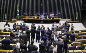 Câmara pode votar hoje reajuste de servidores do Executivo – Notícias