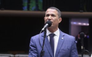 Comissão aprova projeto que revisa pensões concedidas a dependentes de PMs e bombeiros – Notícias