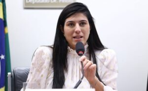 CCJ aprova advertência em embalagens de produtos com risco à gravidez – Notícias