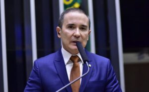 Projeto cria campanha no transporte escolar contra pedofilia e ciberpedofilia – Notícias