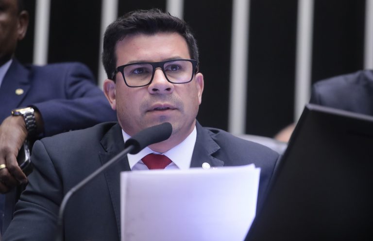 Comissão aprova regras para trabalhador rural atualizar dados para receber benefícios previdenciários – Notícias