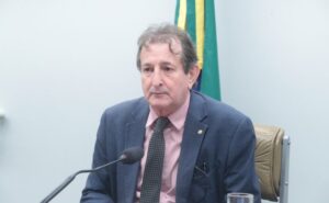 Cientistas denunciam danos à saúde reprodutiva causados por agrotóxicos – Notícias