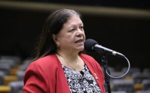 Comissão aprova acolhimento de animal doméstico em abrigo emergencial junto com tutor – Notícias