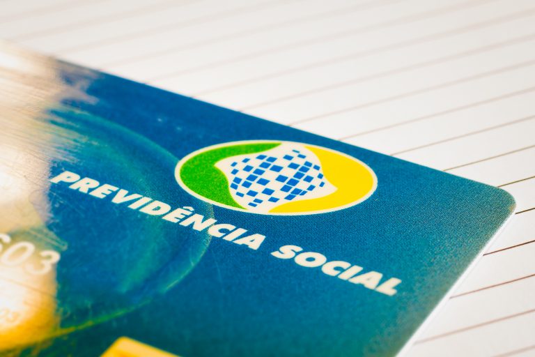 Comissão debate impactos das contribuições previdenciárias sobre aposentadoria de servidores públicos – Notícias
