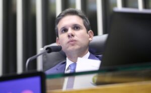Hugo Motta defende universalização do acesso à energia elétrica – Notícias