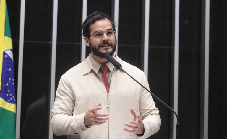 Câmara aprova projeto que cria a Lei do Mar; acompanhe – Notícias