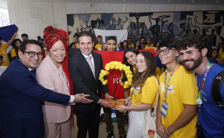 Presidente da Câmara elogia a participação de jovens na política – Notícias