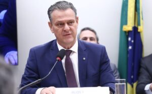 Cobrado por deputados, ministro da Agricultura anuncia prorrogação de dívidas de produtores gaúchos – Notícias