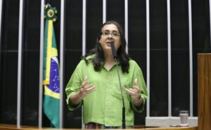 Câmara aprova projeto sobre utilização consciente da tecnologia digital – Notícias